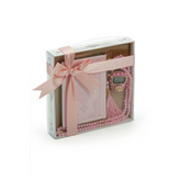 Cadeauset klein met koran tasbih in een geschenkdoos met roze strik en decoratie